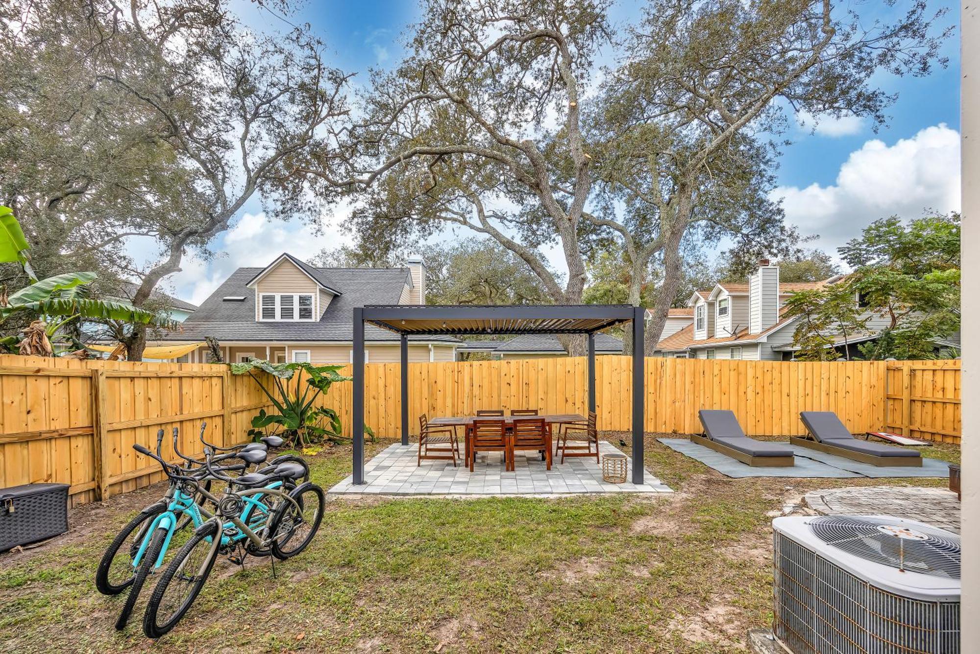 {Hidden Gem} Beach Home Blocks From Ocean +6 Bikes Jacksonville Beach Zewnętrze zdjęcie